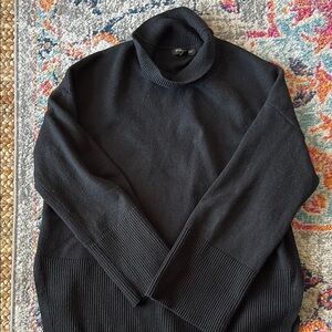 Banana Republic black wool-blend sweater